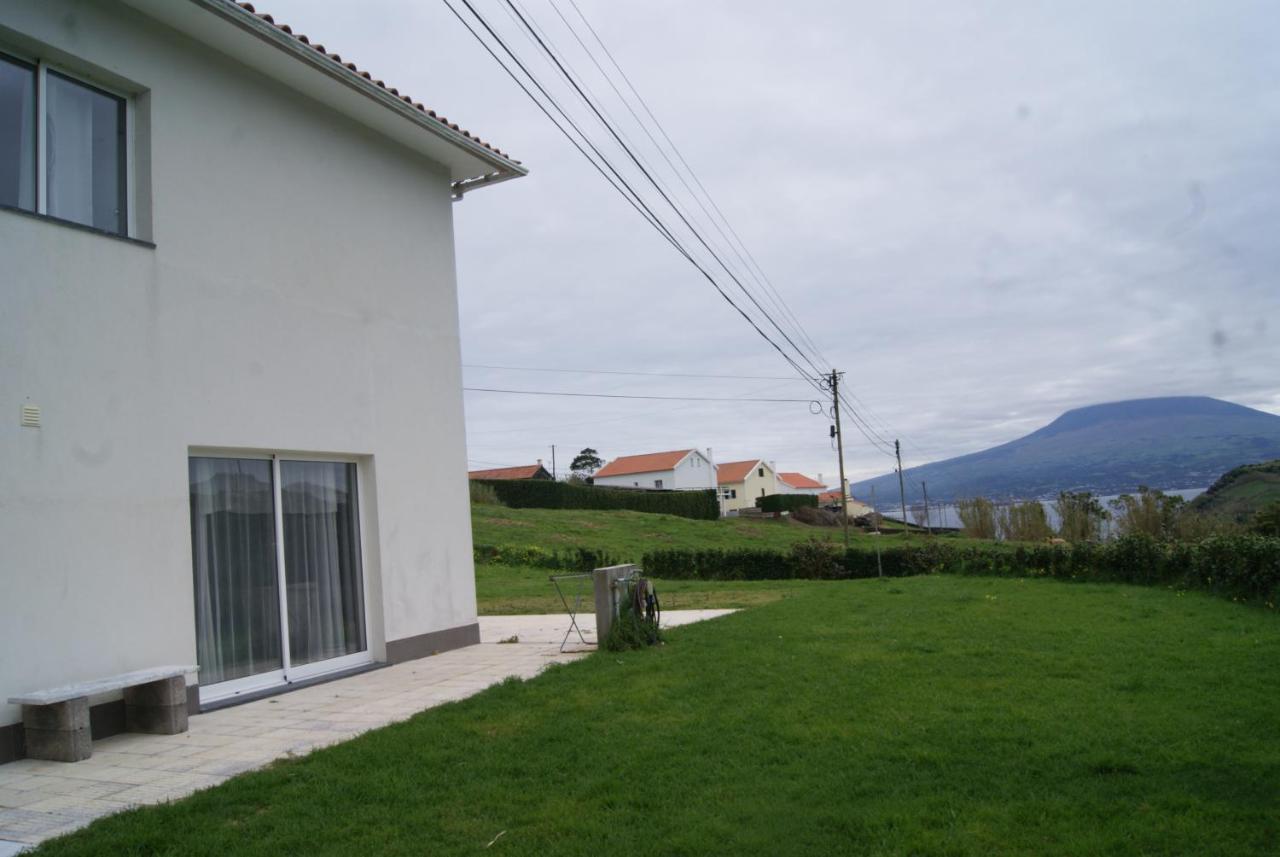 Apartamentos Praia Do Almoxarife Horta  Εξωτερικό φωτογραφία